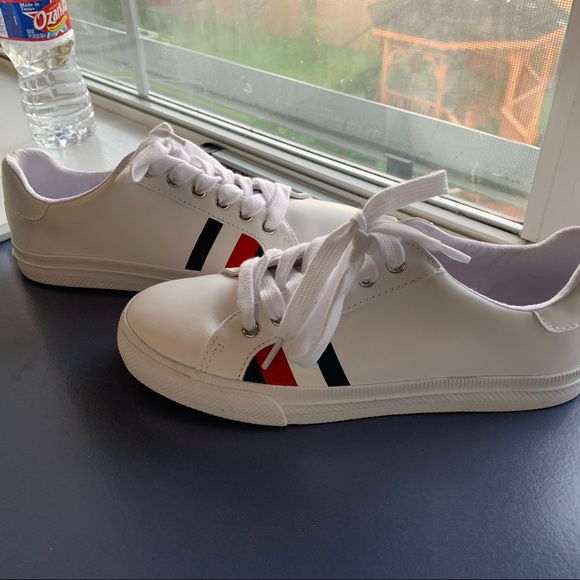 Tommy Hilfiger Lightz Casual Athletic Sneaker - Picture 3 of 9